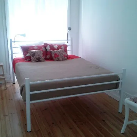 Hostel Dream On