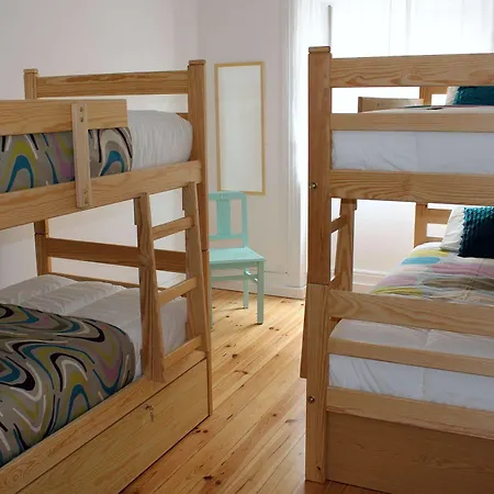 Hostel Dream On *